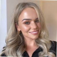 Amy Longworth's Instagram, Twitter & Facebook