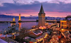 The Gorgeous Lindau Harbor Christmas Market Lindau Bavaria Germany An Island Close To The Eastern Shor Lindau German Christmas Markets Christmas Market