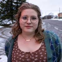 800+ "Deedee" profiles