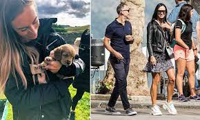 Jul 20, 2018 · kate beckinsale says she has 'barely ever been on a date' and jokes she tends to 'meet someone' and 'either marry them or get pregnant by them' for all the showbiz news on the internet, go to. Ryan Giggs Girlfriend Kate Greville Moves Out And Takes Her Puppy With Her Daily Mail Online