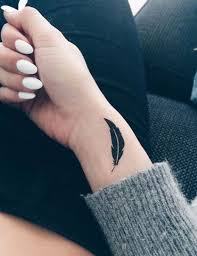 Image De Etoile Exemple De Tatouage Femme Plume