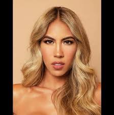 Andrea Jaramillo's Instagram, Twitter & Facebook