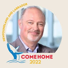 Leslie Hutton's Instagram, Twitter & Facebook