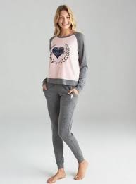 U S Polo Assn Dar Paca Kislik U S Polo Baskili Bayan Pijama Takimi 1 Pijama Pijamamodelleri Pijamatakimi Esofmanta Pijama Kadin Giyim Tisort Modelleri