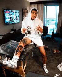 In zonatattoos, a community of tattoo dragon tattoos and tattoo flash. Rj Hampton Showing Off His Michael Jackson Leg Tattoo Michaeljackson