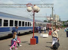 Pretul biletelor variaza pentru clasa i: Cfr CÄƒlÄƒtori Introduce Un Tren Suplimentar Spre ConstanÈ›a