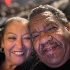 Meet your new favorite sandwich 🥪! It's stacked with alfalfa sprouts,  arugula, and creamy avocado along with cheddar cheese. Get the recipe in  the comments.