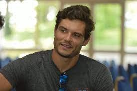 Il a reconnu sportivement qu'il n'était pas (encore) imbattable à un. Natation Florent Manaudou Revient A La Competition