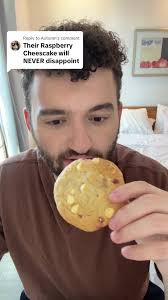 Can Pregnant Eat Raspberry Cheesecake Cookie