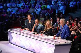 C'est un enfant de 3 ans qui vient de gagner l'émission sa's got talent 2015 (incroyable talent d'afrique du sud). Gagnant Incroyable Talent 2015 Quel Finaliste Lfauit Saison 10 Nouveautes Tele Com