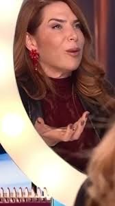 Veronica Maya (@veronicamayaofficial)