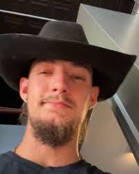 Elvin Campbell's Instagram, Twitter & Facebook