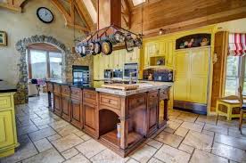 Immobilier Et Logement A Vendre Au Quebec 7528 Logements Kitchen Home Home Decor