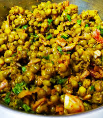 Green Moong Ki Sookhi Dal Moong Dal Chaat Indian Vegetable Recipes Chaat Paneer Recipes