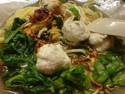 Proses pembakaran ayam bakar juga membuat kulit ayam terkaramelisasi oleh kecap. Cara Mudah Buat Bebola Ayam Sendiri Di Rumah Blog Cik Matahariku