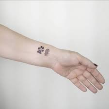 33 Tender Tattoos It S Hard To Stop Looking At Cutesypooh Pawprint Tattoo Tiny Tattoos Dog Tattoos