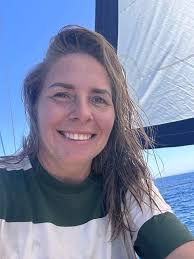 CAn I check in in Trogir. From Italy?