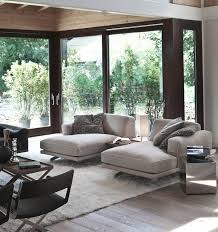 Inspiration Hollywood 34 Stylish Interiors Sporting The Timeless Chaise Lounge Chair Contemporary Family Rooms Home Living Room Family Room Design