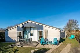 Neu Eingerichtetes Ferienhaus Nur 10 Min Vom Strand Sonniger Garten Beachpark49 In Renesse Nied Ferienhaus Am Strand Ferienhaus Holland Am Meer Ferienhaus