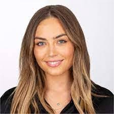 Vonda Oneill's Instagram, Twitter & Facebook