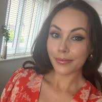 400+ perfiles de «Hamblett»