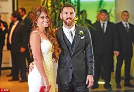 Lionel Messi S Aunt Lifts The Lid On Bitter Family Feud Daily Mail Online Lionel messi tied the knot with his childhood sweetheart antonella roccuzzo.