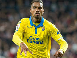 Danach spielten sie gegen die bayern. Der Ehemalige Ghanaische Nationalspieler Kevin Prince Boateng Steht Vor Wechsel Zu Eintracht Frankfurt Coach Niko Kovac Bestatigt Interesse An Dem Geburtigen Berliner Kicker