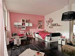 Déco sympa et ludique pop rose et blanche pour une chambre de fille. Chambre Ado Fille Quelques Inspirations Deco Club Mamans