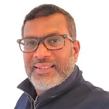 We are deeply saddened to announce that 2002 Florida Realtors President  Maurice J. “Moe” Veissi has passed away. Moe was a man of the people and  had one of the biggest hearts