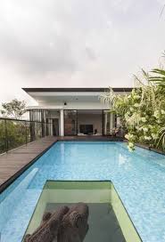 Singaporean Dream Home With Vertical Gardens And Rooftop Swimming Pool In 2020 Balcony Design Architecture Garden Villa