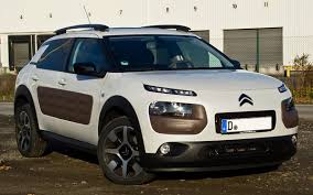 Citroen C4 Cactus 1 2 Puretech 82 Feel Edition Essence Olive Brown Prix 17500 Euro Voiture Neuve Voitures24 Fr