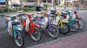 Jadi Kendaraan Touring Begini Tips Merawat Honda C70 Ala Pitung Rangers