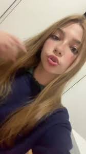 Celebrando la belleza de las mujeres lindas