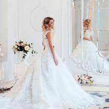 Maybe you would like to learn more about one of these? Farbige Brautkleider 5 Wunderschone Alternativen Zu Weiss