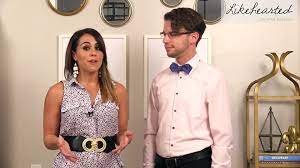 I've seen on more than a couple of occasions the groomsmen having trouble figuring out how to tie. How To Tie A Bow Tie On Someone Else And Yourself Video Dailymotion