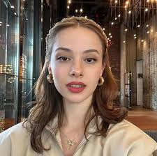 Imogen Burnip em pessoas