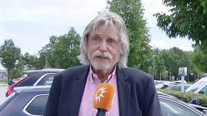 Het allerbeste van johan derksen en rene van der gijp over ellie lust alle beelden zijn eigendom van rtl entertainment johan derksen beschrijft zijn motivatie omtrent zijn uitspraken enkele dagen eerder in vi over akwasi en praat verder aan tafel. Johan Derksen Denkt Niet Dat Vi Terugkomt In Originele Vorm Rtl Boulevard