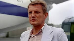 W domu na peryferiach warszawy magda znajduje zwłoki poszukiwanej. Bronislaw Malanowski Home Facebook