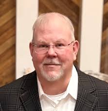 Why is Costco's parking lot full