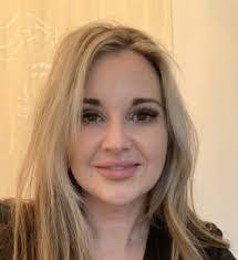 Lacey Biggs's Instagram, Twitter & Facebook