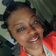 Adrienne Chrisp's Instagram, Twitter & Facebook