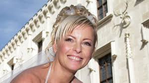 There are 746 profiles for the bartošová family on geni.com. Iveta Bartosova By Oslavila 55 Narozeniny Svuj Zivot Skoncila Stejne Jako Jeji Prvni A Celozivotni Laska Petr Sepesi Lifee Cz
