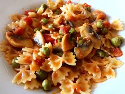 Guarda prodotti sul nostro sito. Farfalle Fantasia Con Funghi E Piselli Curarsi Con Gusto