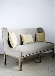 An Entry From Soeur Simone Mobilier De Salon Causeuse Canape De Style Victorien