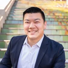 Dan Chang, Real Estate Agent