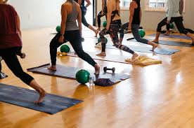 Открыть страницу «yogawerks» на facebook. Yogaworks Yoga Works For Everyone Your Go To Guide To Laguna Beach