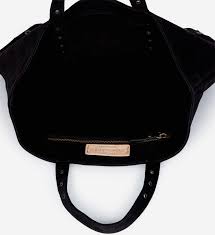 Get the best deal for vanessa bruno bags & handbags for women from the largest online selection at ebay.com. Sac Cabas Moyen Oeillets Cuir Vanessa Bruno Noir Soldes Bhv Marais