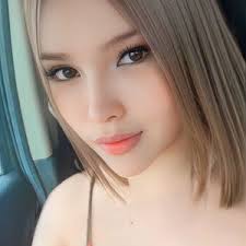 Camille Kim Grey (@camille.kim.grey)