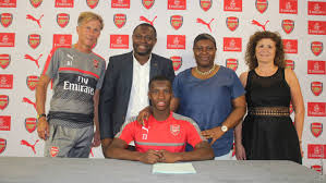 € ➤ * 30.05.1999 in london, england. Eddie Nketiah Signs Pro Contract News Arsenal Com