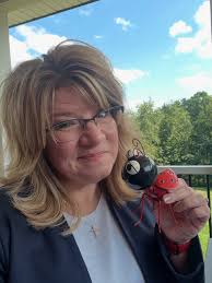 Lori Bodkin (@LoriBodkin)